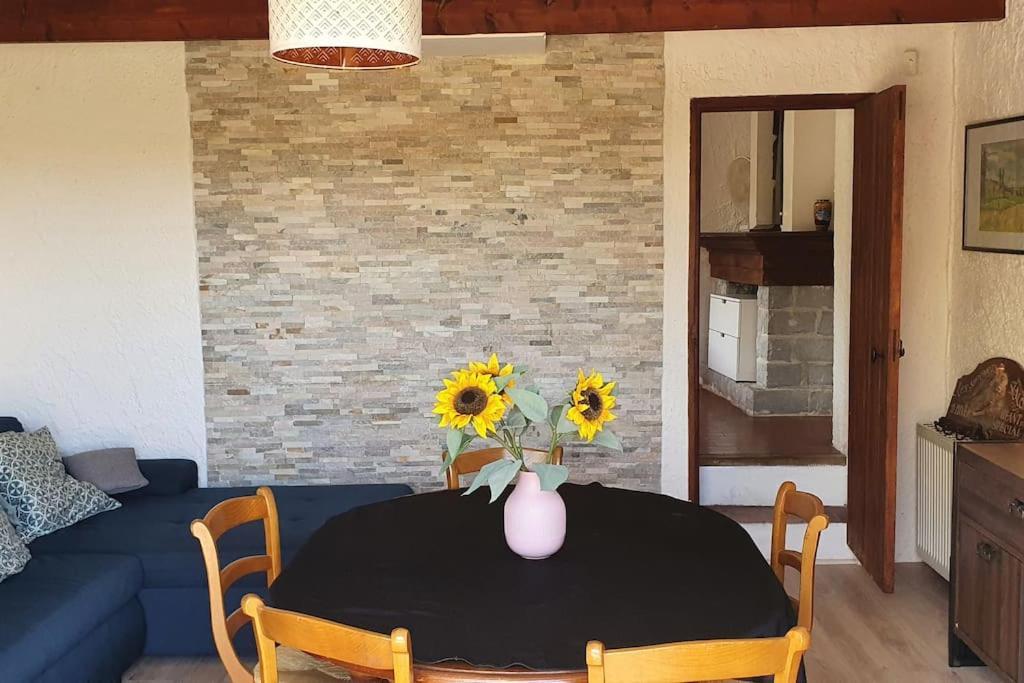 Mas Provencal Avec Piscine Et Tennis Villa Ongles